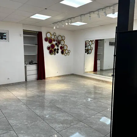 Apartment Fbacademy *